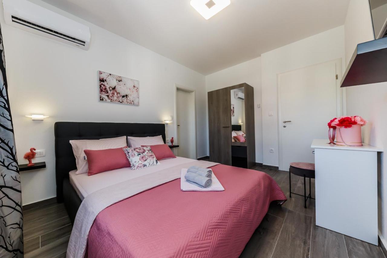 Vila Morena Kaštela Esterno foto